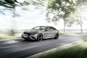Mercedes potwierdza elektromobilne aspiracje