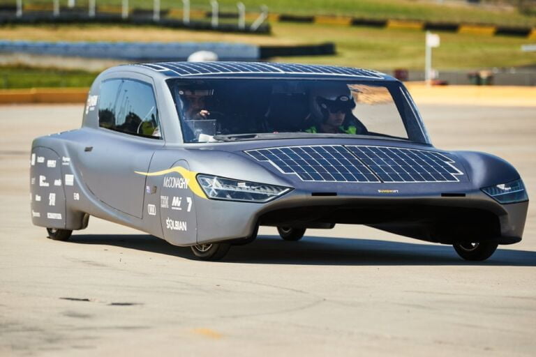 Wszystkie wiadomości - Sunswift track day 0162