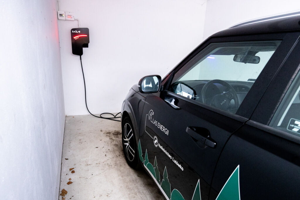 Elektromobilność w Lasach Państwowych zaczęła się od i3 - 002 LR5 0172 fot. L. Gwizdziel