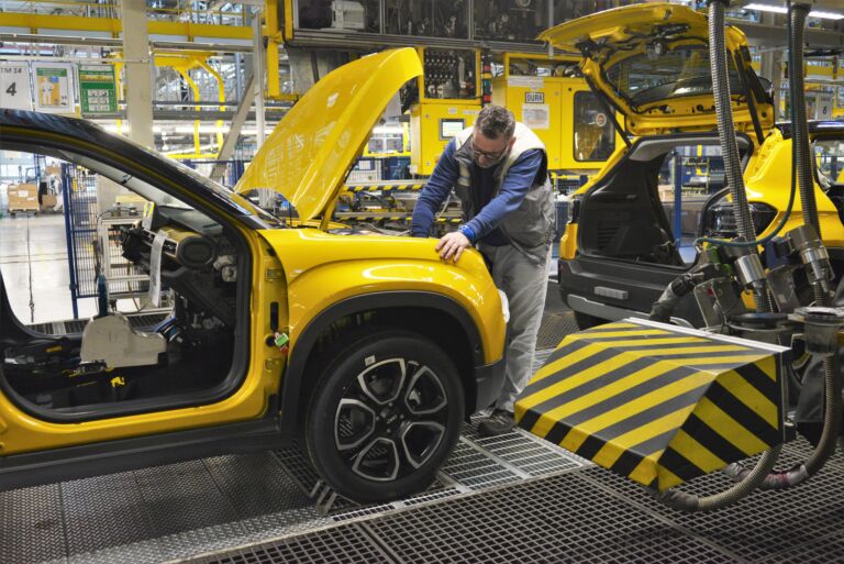 Wszystkie wiadomości - foto 1 okladkowe tem 1 mag 18 foto Stellantis