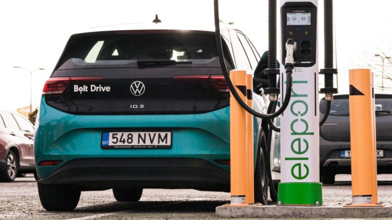 Wszystkie wiadomości - AWjktkpTURBXy9hNGYzNjQ0ZTgyODMyZGYwN2VhM2FhMzYyZDZjNDUyNi5qcGeRlQMAzQHmzQgAzQSA