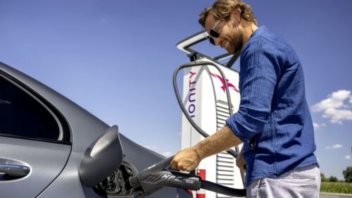 Wszystkie wiadomości - foto okladkowe PEVO tekst 1 mag 23