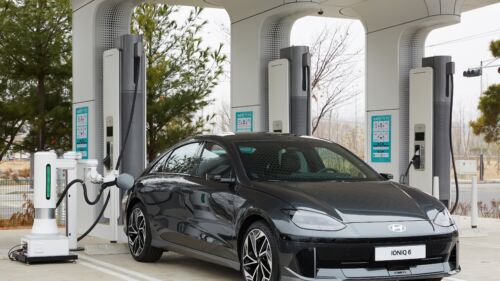 Wszystkie wiadomości - hyundai automatic charging robot for evs 03