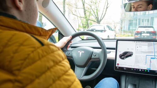 Wszystkie wiadomości - foto jedynka tekst 2 mag 29 Tesla