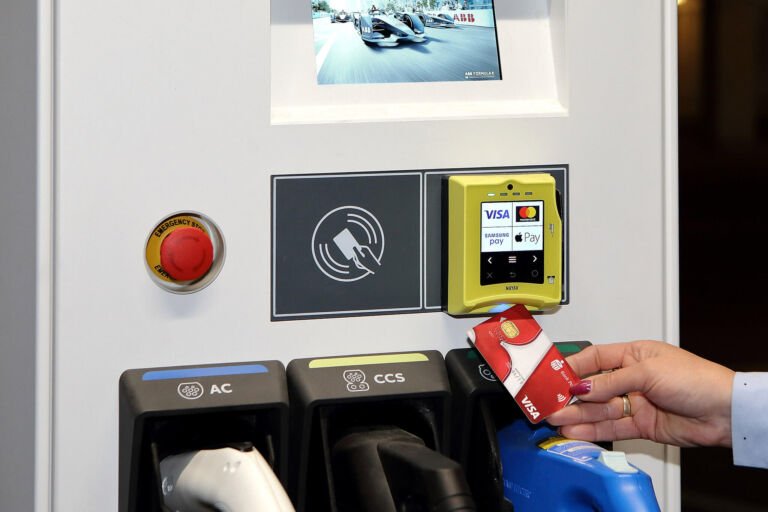 Wszystkie wiadomości - stacje ladowania platnosc karta