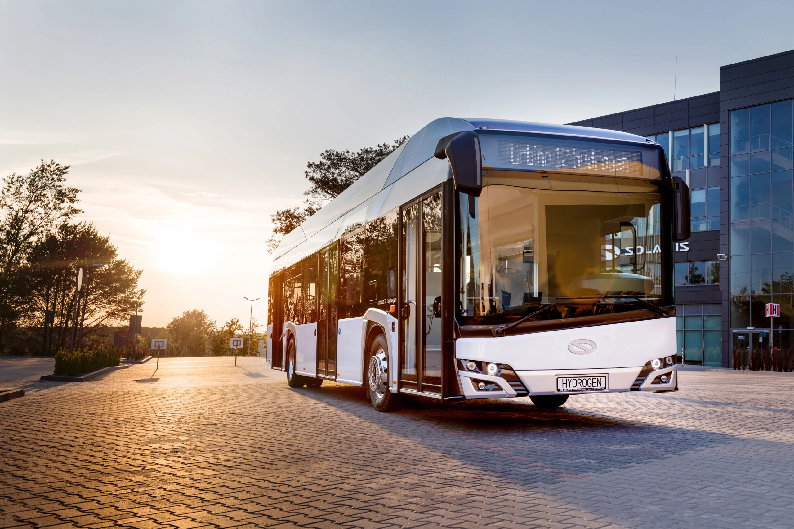 Solaris_Urbino_12_hydrogen_2