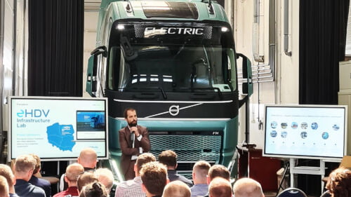 Wszystkie wiadomości - fot eHDV Infrastructure Lab PSPA Maciej poziom 300dpi