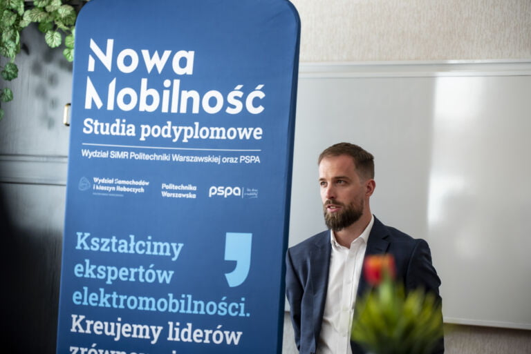 Wszystkie wiadomości - Studia inaguracja 33