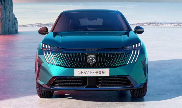 Wszystkie wiadomości - Nowy Peugeot e 3008