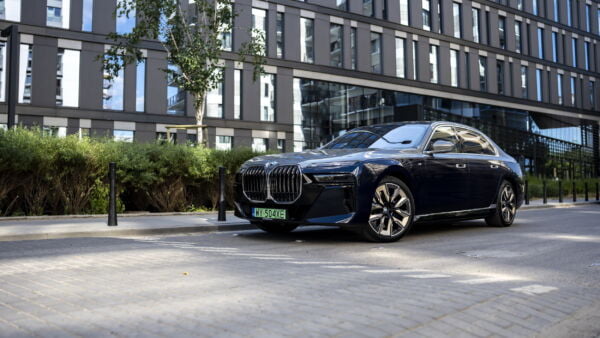 Strefa Wiedzy - BMW i7 0 1
