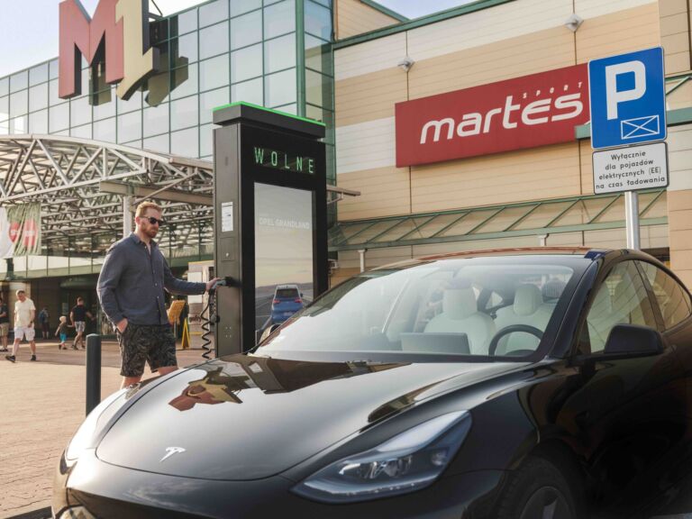 Wszystkie wiadomości - ChargeEuropa1 6 kopia 2 min 1