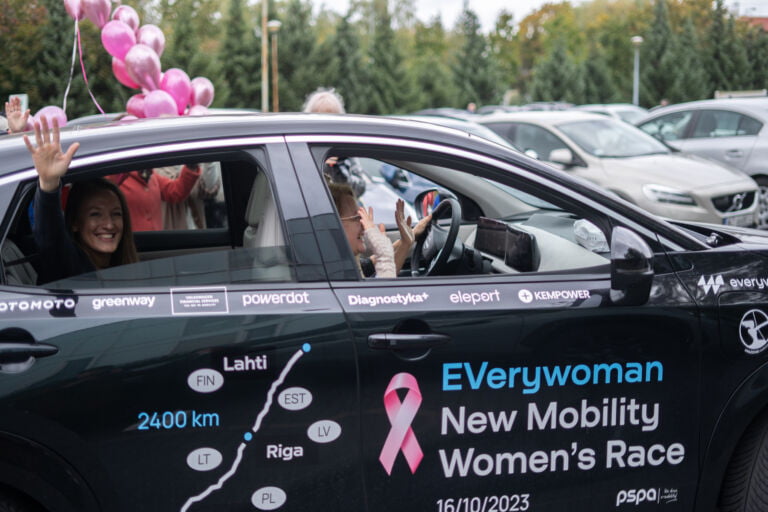 Wszystkie wiadomości - EVerywoman 121