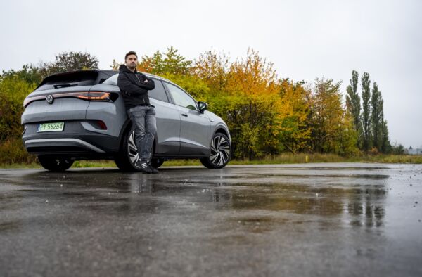 Testy i opinie - VW ID4 okladka