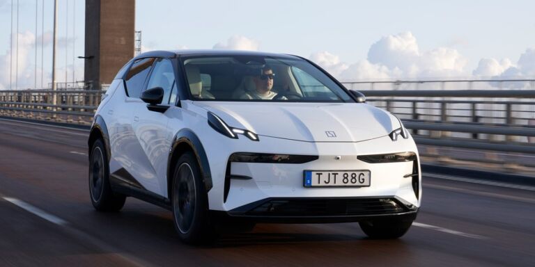 Wszystkie wiadomości - zeekr x 2023 05 schweden sweden min 1400x700 1