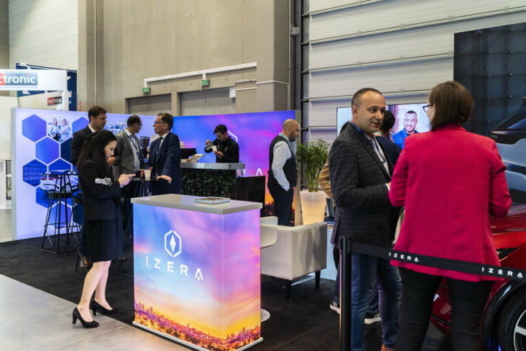 Wszystkie wiadomości - Izera 2121