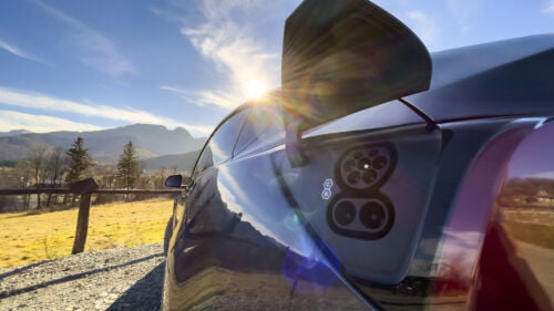 Wszystkie wiadomości - Tesla Model Y 9