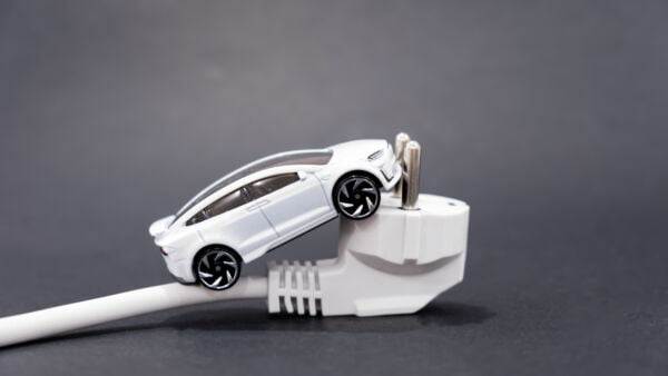 Strefa Wiedzy - electric car charging battery hybrids concept on b 2023 11 27 05 04 29 utc