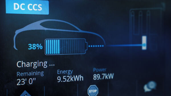 Strefa Wiedzy - hyundai car showing speed time battery charge