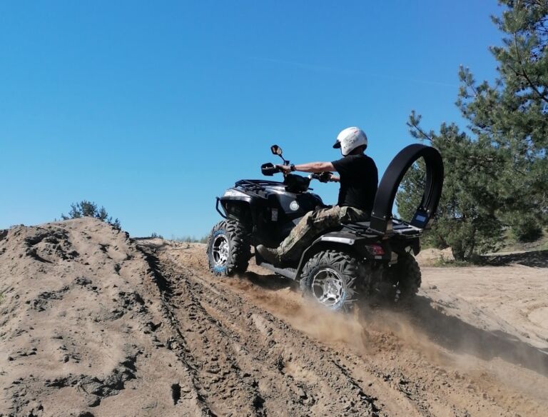 Wszystkie wiadomości - Jedynka Magazyn fot 4 EV Poland Eco Charger