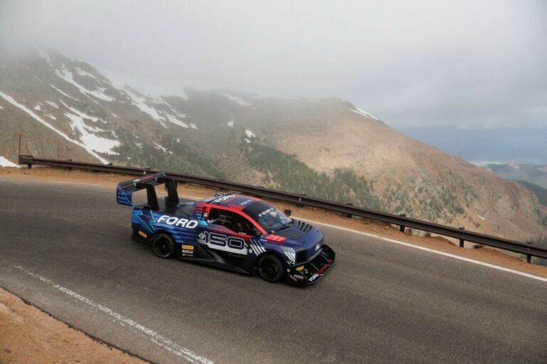 Wszystkie wiadomości - https www.carscoops.com wp content uploads 2024 06 Ford Pikes Peak 2024 624 4 1024x683 1