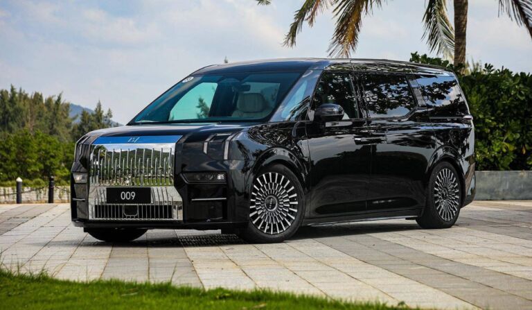 Wszystkie wiadomości - 2024 Zeekr 009 1