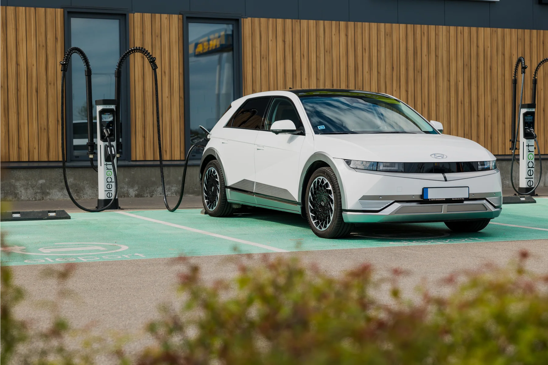 Eleport_stacja_ladowania EV