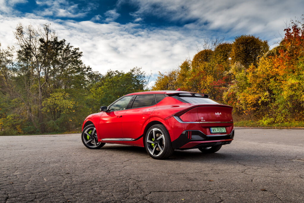Używany Ford Mustang Mach-E. Którą wersję wybrać i czego się obawiać? - Kia EV6 GT Statyczne 20 10