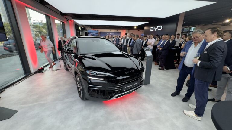 Wszystkie wiadomości - BYD salon cichy fot psnm