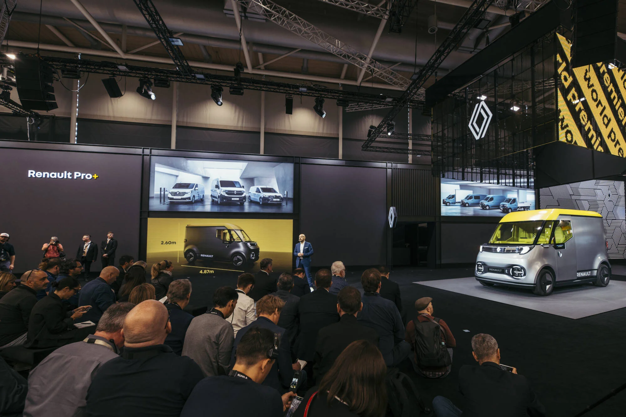 005_web_20240916_iaatransportation_renault_nakyma_apollinecornuet-6609