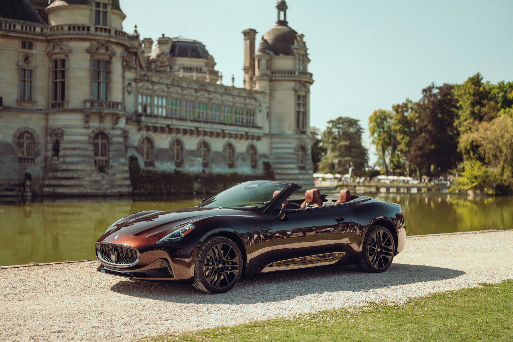 Original-24639-02maserati-grancabrio-folgore-tignanello-at-chantilly-arts-elegance-richard-mille2024