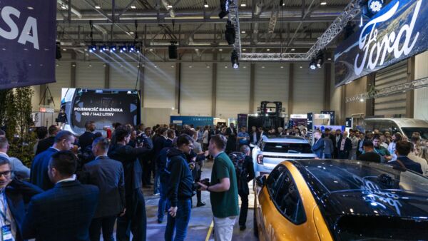 Magazyny - jedynka magazyn knm premiery