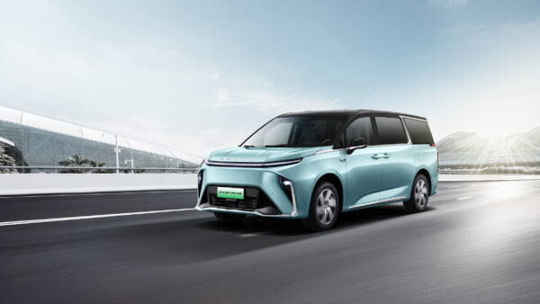 Strefa Wiedzy - maxus mifa 9 5