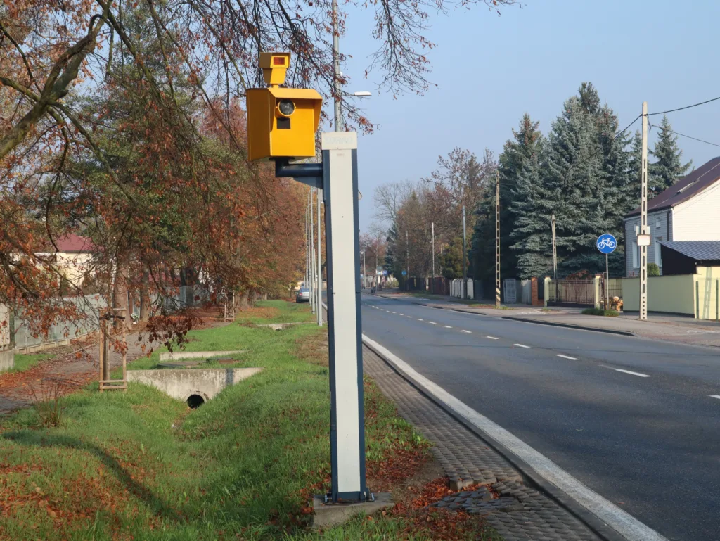 Sześć nowych fotoradarów w Warszawie. Jedna firma chce je zamontować Fotoradar