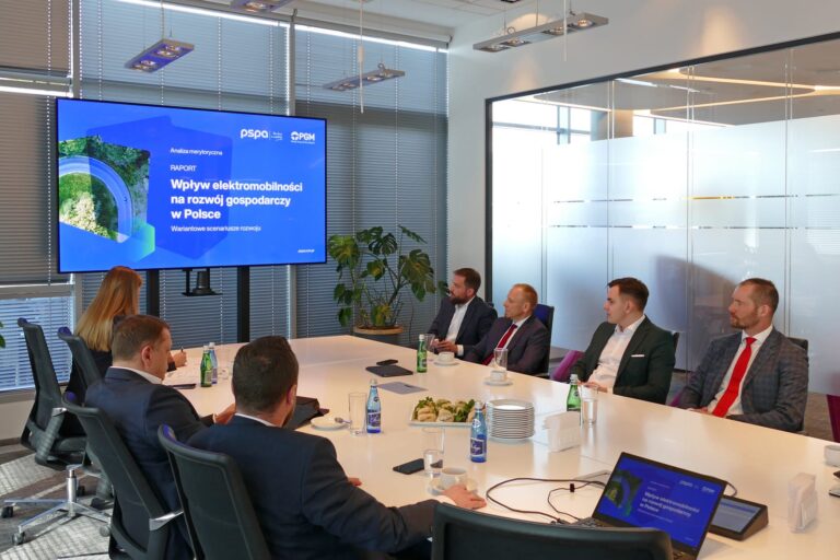 Wszystkie wiadomości - 4 4