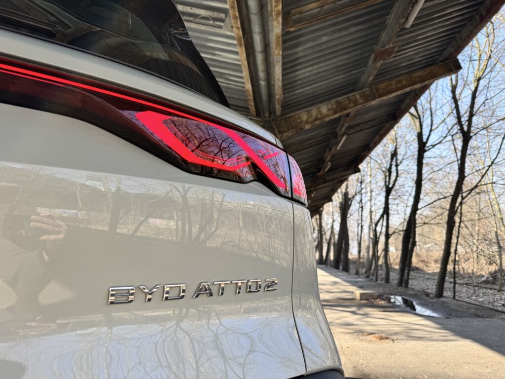 "NaszEauto" na nowych warunkach. Chińskie auta jednak z dopłatami - BYD Atto2 7