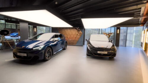 Wszystkie wiadomości - Cupra Born 9