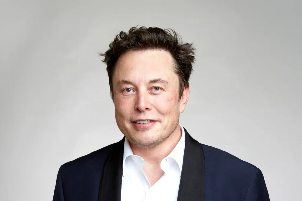 Konkurencja jest, a klienci i tak wybierają Tesle. Dlaczego? - Elon Musk Royal Society crop jpg