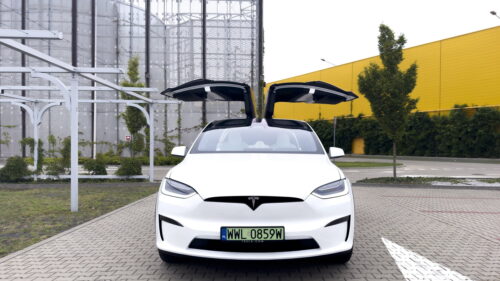 Wszystkie wiadomości - Tesla Model X 14