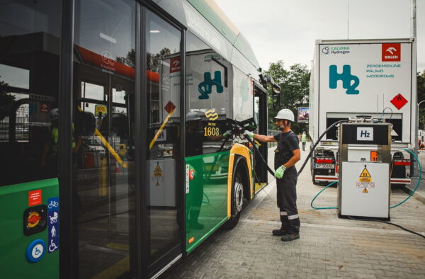 Testy i opinie - autobus wodorowy 27 mufu.j