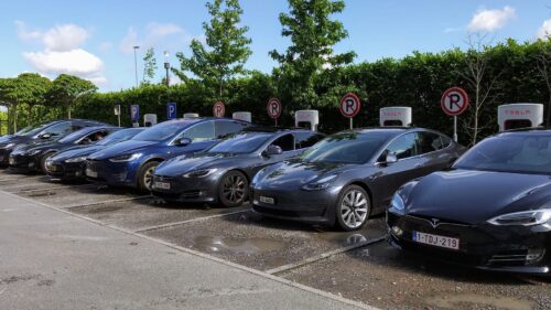 Wszystkie wiadomości - foto 2 tekst 2 mag 29 Tesla