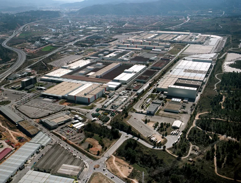 Wszystkie wiadomości - SEAT Martorell Story 007 HQ 1