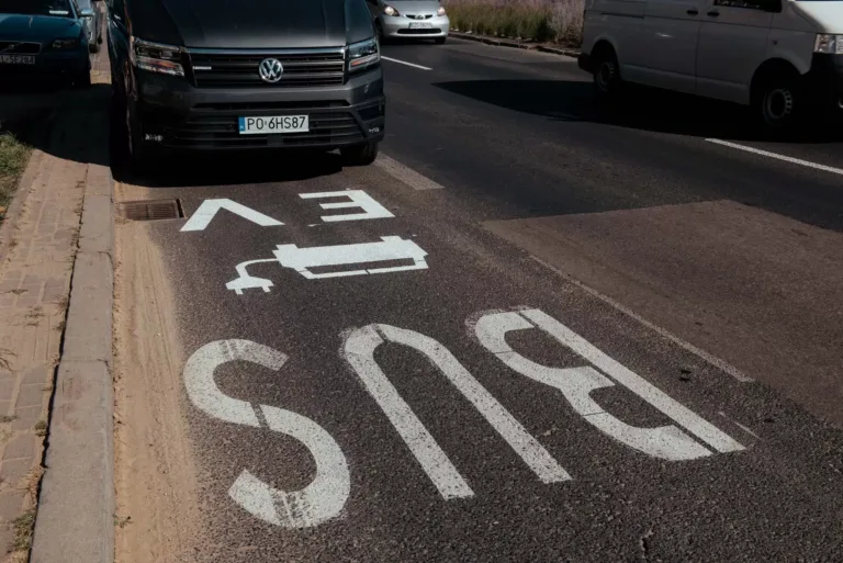 Strona główna Strona główna - EV BUSPAS 4.jpg