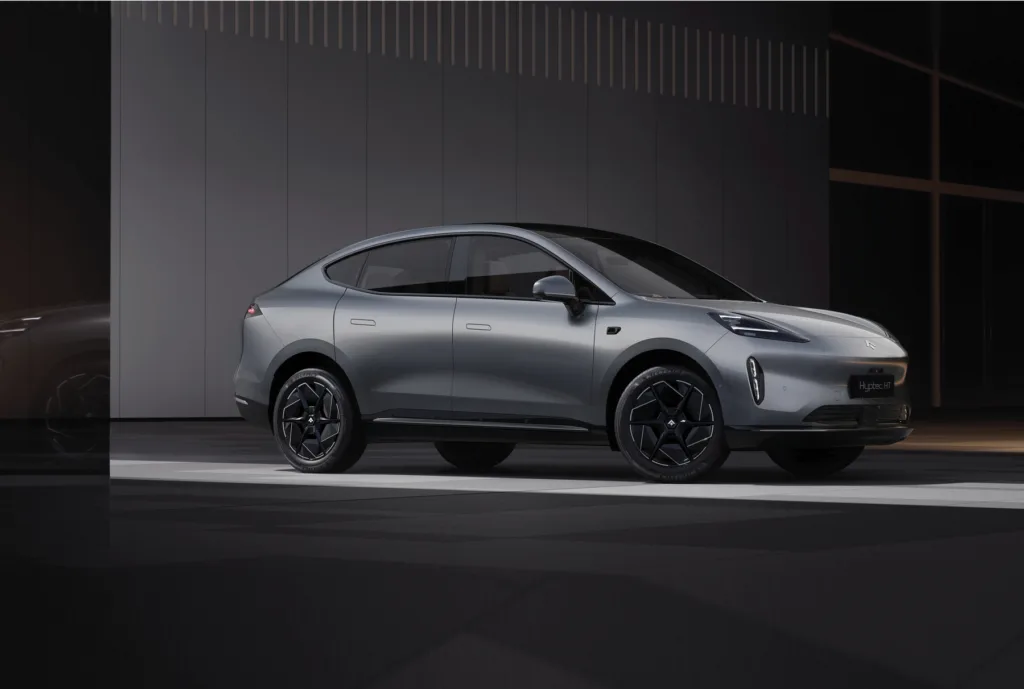 GAC Hyptec HT – nowy elektryczny SUV coupe trafia do Polski - GAC Hyptec HT 2