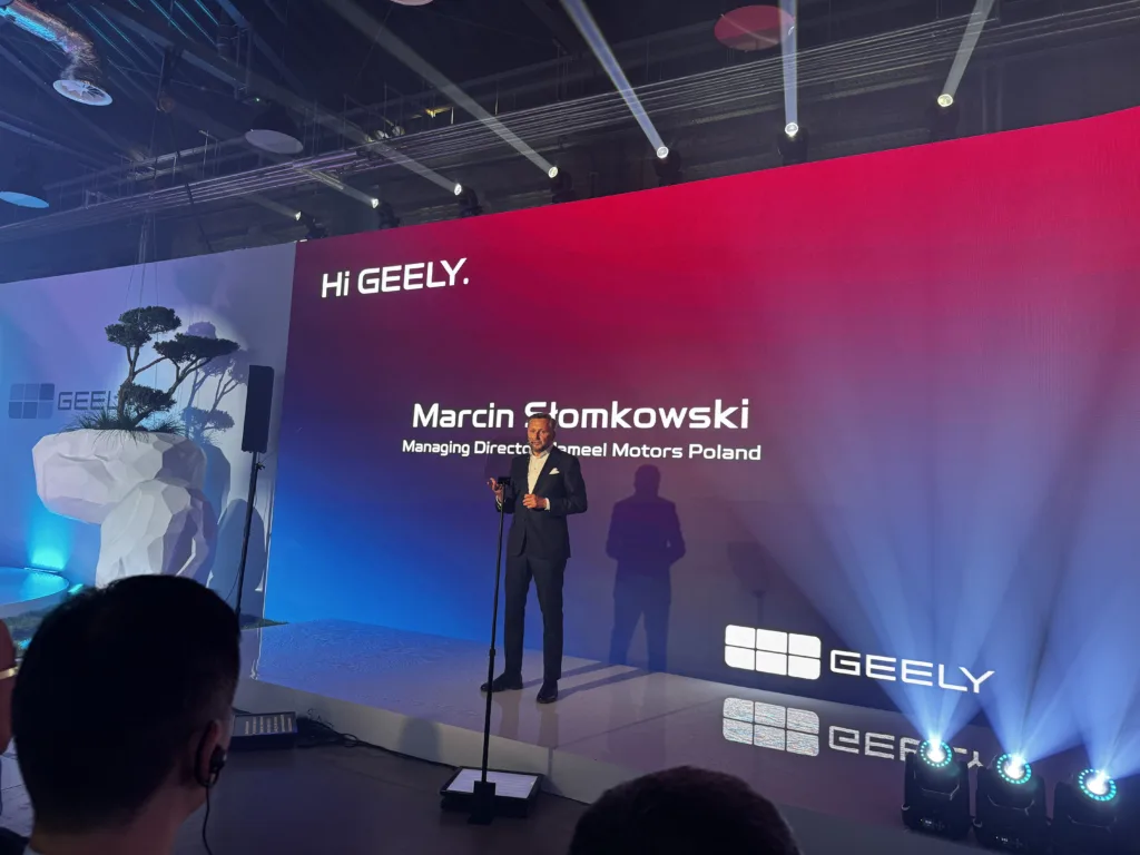 Geely EX5 oficjalnie pokazane w Polsce. Rywal Skody za 699 zł miesięcznie Geely EX5 oficjalnie pokazane w Polsce. Rywal Skody za 699 zł miesięcznie - Geely EX532