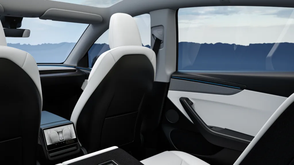 Tesla Model Y w wersji przedłużonej pod służbowego kierowcę? W Chinach - NewModelY 99