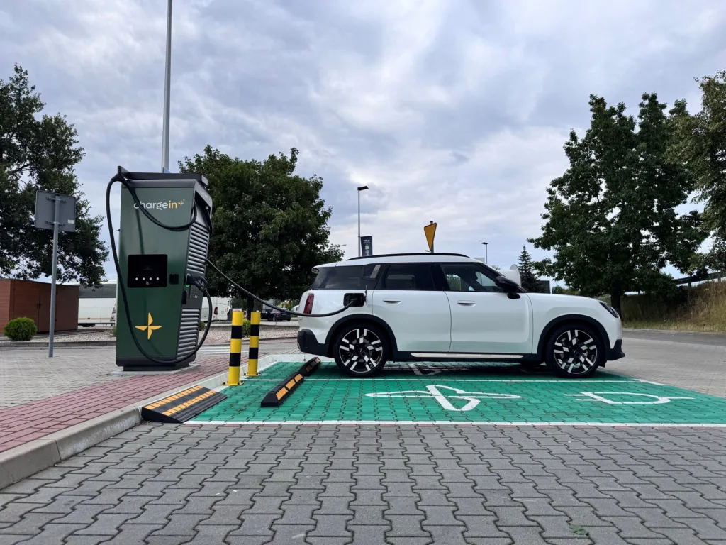 Niemal 50 tys. rejestracji w czerwcu. Elektryfikacja łapie tempo - fot mg 1