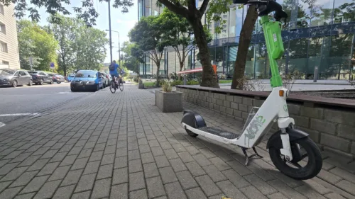 Wszystkie wiadomości - kaski hulajnogi rowery fot epl 1