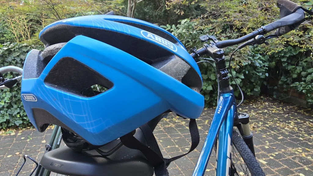 Kaski - niezbędny element bezpieczeństwa - 20250810 164050