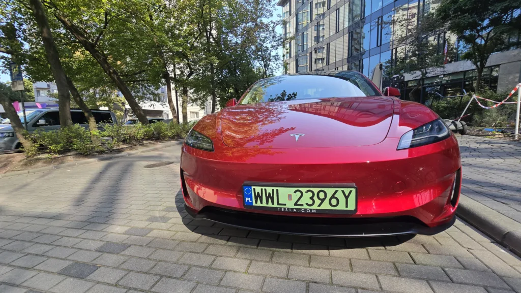 Europejczycy preferują neutralne kolory samochodów - 20250814 100257