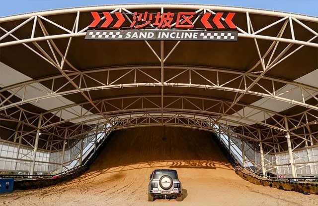 BYD uruchomił tor testowy dla samochodów elektrycznych - BYD all terrain track